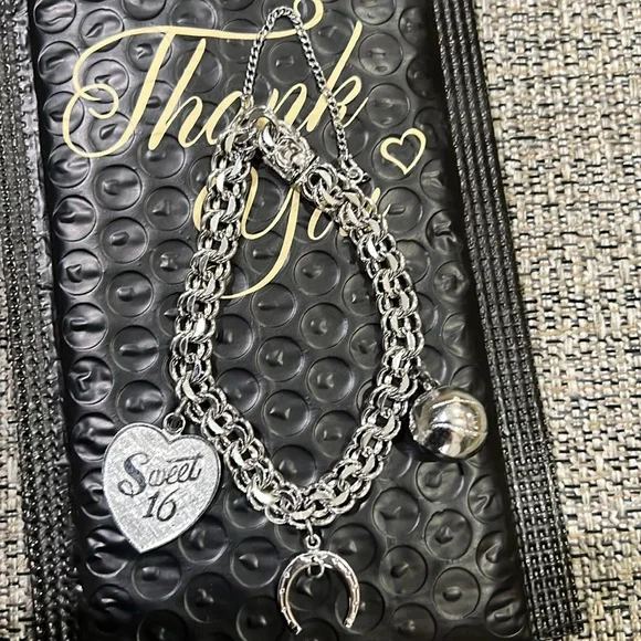 Vintage Intricate Silver Charm Bracelet Sterling Silver J105 - Picture 3 of 7